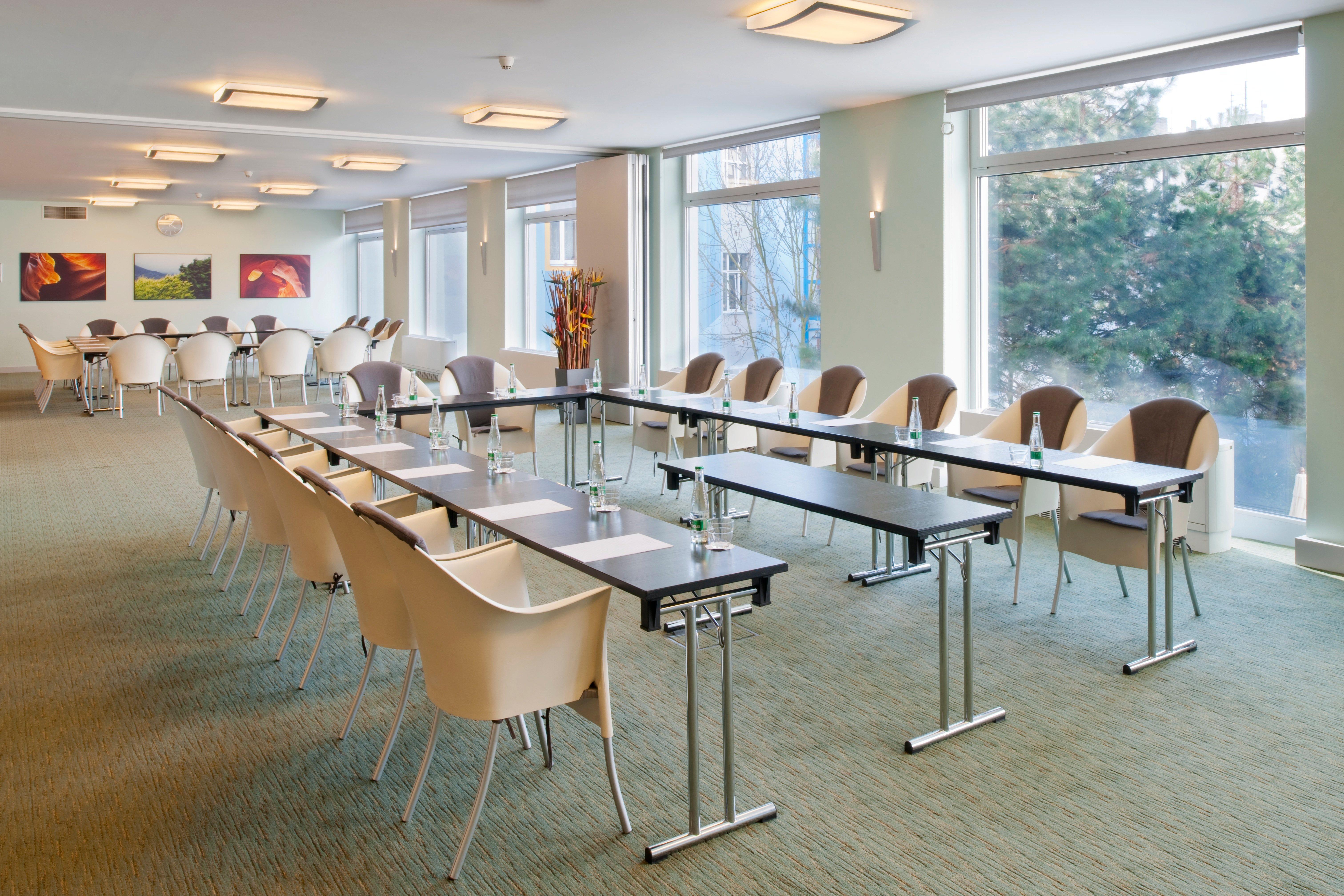 Holiday Inn Prague By Ihg Luaran gambar