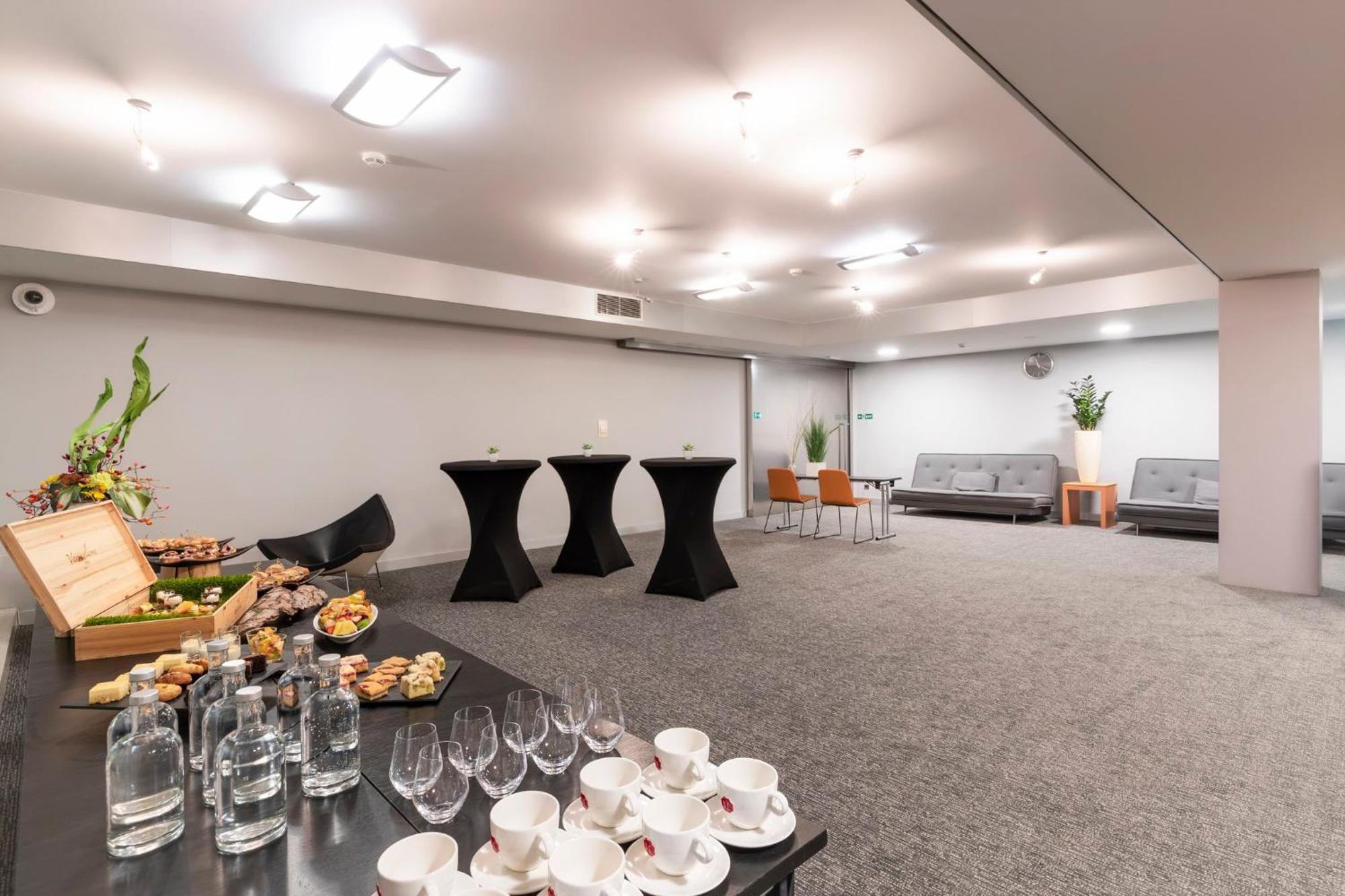 Holiday Inn Prague By Ihg Luaran gambar